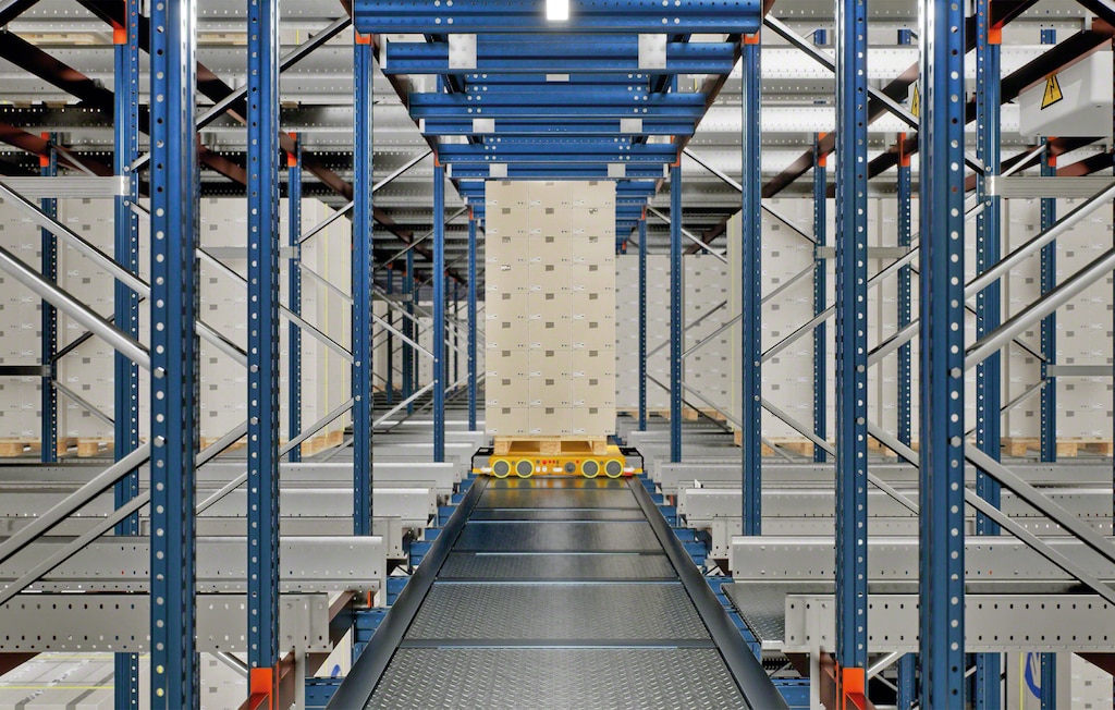 Automātiskās Pallet Shuttle 3D Automātiskās Pallet Shuttle 3D