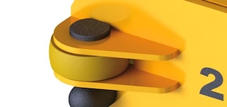 Vadriteņi nodrošina shuttle vagometes garenisko kustību