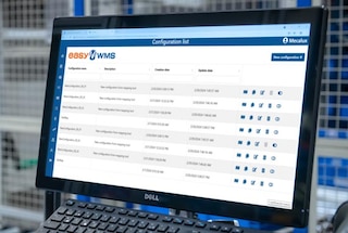 Parka vadītājs pārdomāti sadala uzdevumus starp autonomo mobilo robotu parku