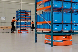 AMR robots pielāgojas preču komplektēšanas stratēģijai “preces pie cilvēka” AMR robots pielāgojas preču komplektēšanas stratēģijai “preces pie cilvēka”