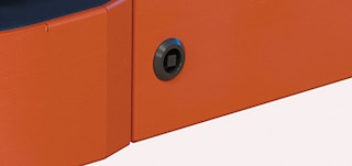 Autonomie mobilie roboti izmanto ultraskaņas sensoru priekšmetu identificēšanai grīdas līmenī