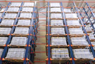 Drive-in sistēma ir ideāls risinājums vienveidīgu preču uzglabāšanai