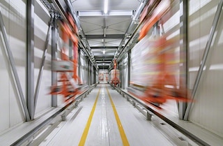 Elektriskā monorail sistēma ir ātrgaitas risinājums, kas paātrina palešu plūsmu Elektriskā monorail sistēma ir ātrgaitas risinājums, kas paātrina palešu plūsmu