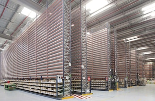 Liela augstuma M7 gara laiduma plaukti maksimāli efektīvi izmanto pieejamo vertikālo telpu