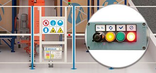 Durvis un spiedpogu paliktņi nodrošina stingru piekļuves kontroli ejai