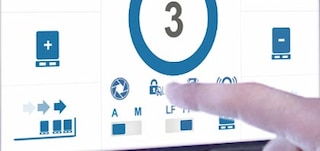 Bloķēšanas sistēma stiprina kontaktu starp shuttle un dakšām