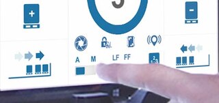 Shuttle plauktu sistēmai ir divi darbības režīmi: automātiskais un manuālais