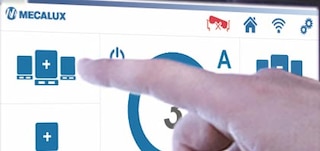 Nepārtrauktas iekraušanas/izkraušanas funkcija ļauj nepārtraukti veikt palešu novietošanu uzglabāšanai un izgūšanu