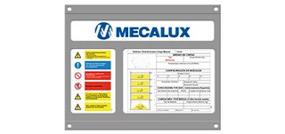 Brīdinājuma zīmēs par drošu slodzi norādīti M3 sīkpreču plauktu tehniskie raksturlielumi