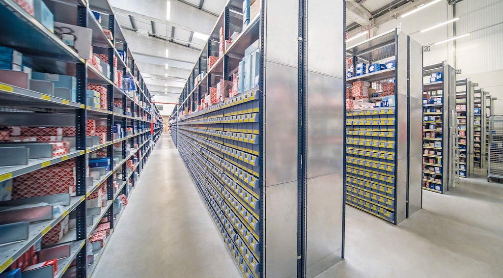 Sīkpreču plaukti (M3)