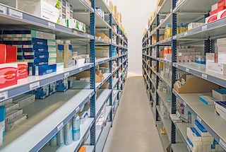 M3 sīkpreču plauktu sistēmas var izmantot preču uzglabāšanai un izvietošanai veikalos